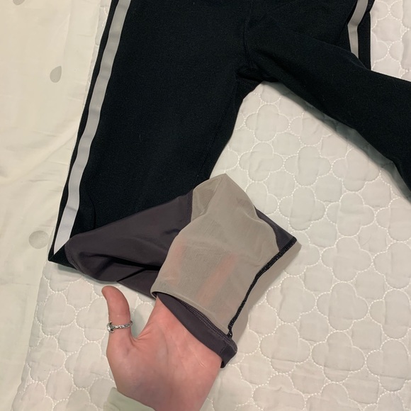 Fabletics Leggings - Picture 4 of 5